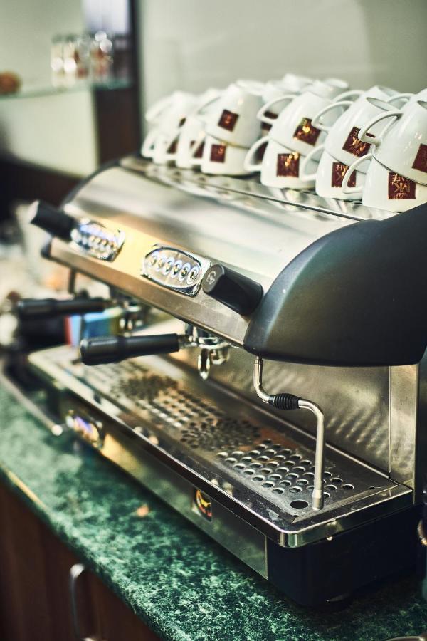 Hotel Ab Tychy Ngoại thất bức ảnh