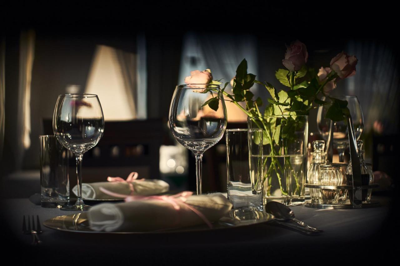 Hotel Ab Tychy Ngoại thất bức ảnh