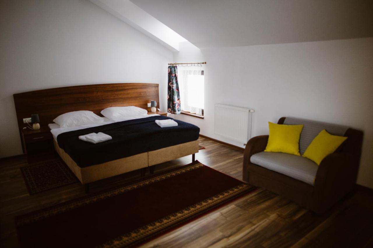 Hotel Ab Tychy Ngoại thất bức ảnh