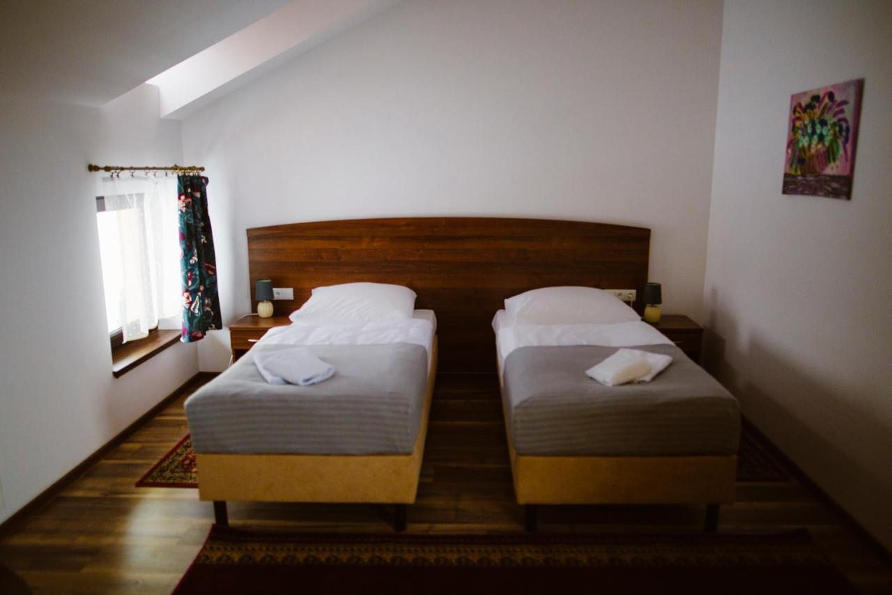 Hotel Ab Tychy Ngoại thất bức ảnh